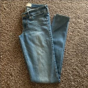 Hollister skinny jeans